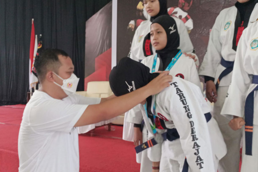 juara lomba tarung jatim 2022 1