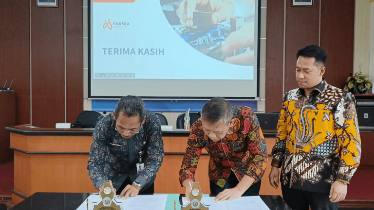PENANDATANGANAN MOU & SIAP GO INTERNATIONAL DENGAN PT. MARKIJA BERDAYA BERSAMA (2)