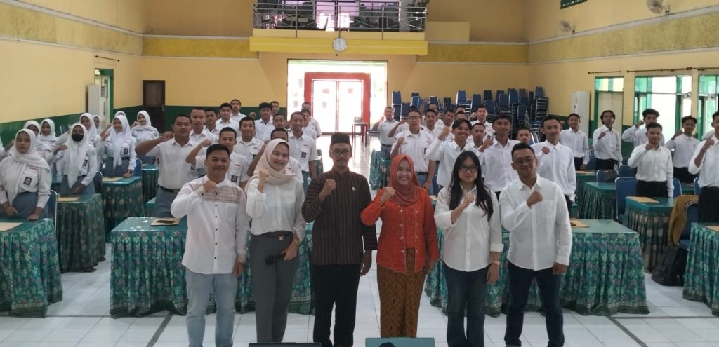 Rekrutmen PT. Sinar Terang Mandiri, Tbk Berjalan Sukses di BKK SMKN 1 Singosari